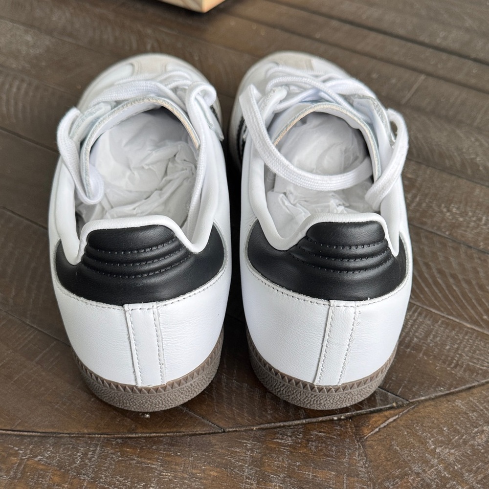Adidas Samba OG White/Black/Gray Like New! 9.5 Women’s, 8.5 Men’s - Picture 4 of 5